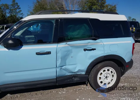 2025 Ford Bronco Sport Heritage z USA, uszkodzony, nr VIN 3FMCR9GN5SRE27598